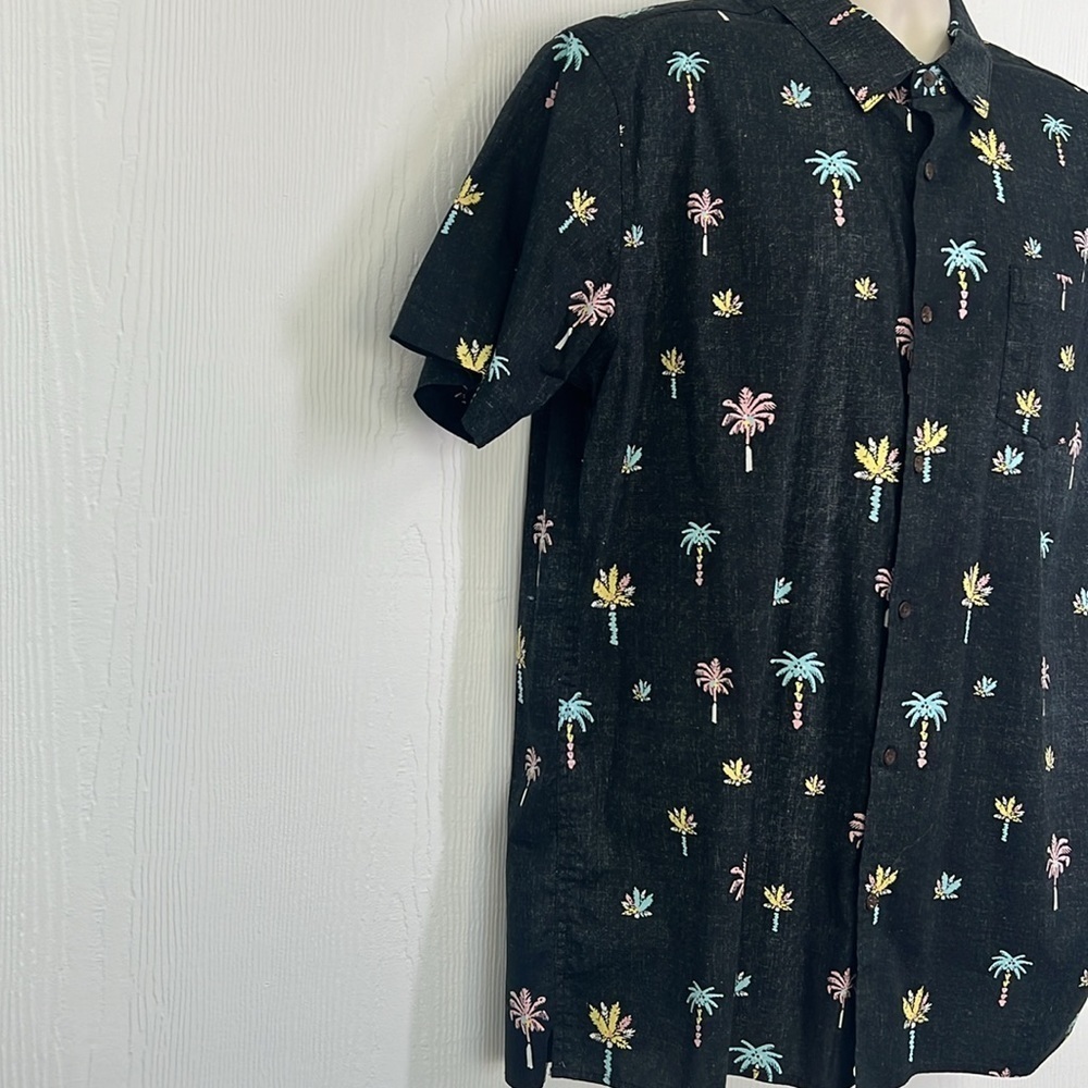 Rip Curl - Black With Colorful Palm Tree Button D… - image 4